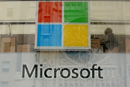 Saham Pearson naik menyusul kemitraan yang berfokus pada AI dengan Microsoft – Investing.com