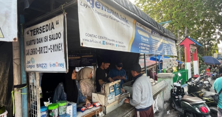 Agen BRILink Beri Kemudahan dan Kenyamanan Lansia Mengakses Layanan Perbankan