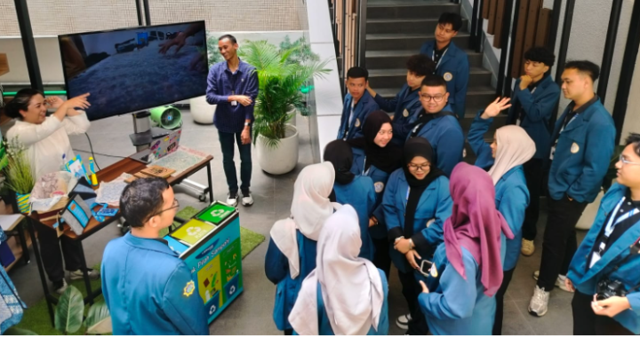 BCA Syariah Ajak Mahasiswa UNAIR Mengenal Bank Syariah