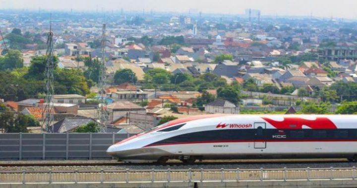 Soal Utang Whoosh  Danantara Urus Operasional  Pemerintah Tanggung PSO