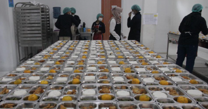 Ekonom  MBG Bisa Dongkrak Ekonomi Nasional Hingga Rp 900 Triliun