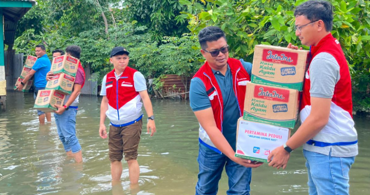 Pertamina Patra Niaga Salurkan Bantuan untuk Warga Terdampak Bencana di Sumatera