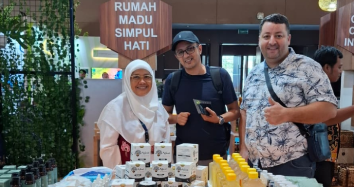 UMKM Pertamina  Dari Lebah  Tuntun 3 Buah Hati Bisa Berkuliah