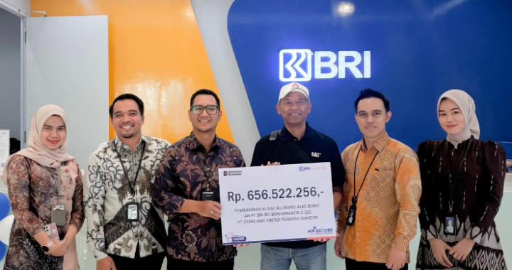 Berikan Perlindungan Aset BRI Insurance Bayarkan Klaim Asuransi Alat Berat Rp 656 Juta di Banjarmasin
