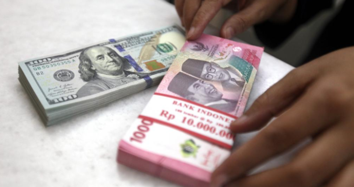 Rupiah Dekati Rp 17 000  BI Pastikan Tetap Stabil