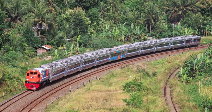 Tambah Kapasitas Untuk Mudik Lebaran  KAI Jual Tiket Kereta Ekonomi Kerakyatan
