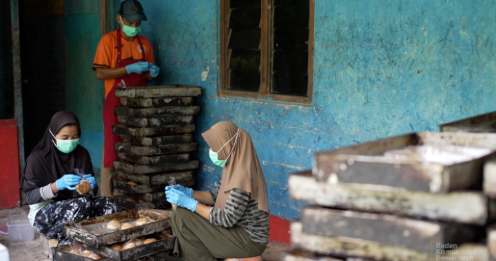 Berkat MBG  UMKM Roti Sukoharjo Naikkan Produksi Jadi 2 500 Per Hari