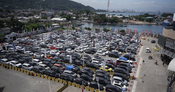 H 3 Lebaran  163 603 Penumpang   44 440 Kendaraan Tinggalkan Jawa Ke Sumatera
