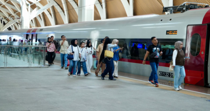 Libur Lebaran Naik Whoosh  Nikmati Promo di 20 Destinasi Wisata  Hotel   Kuliner