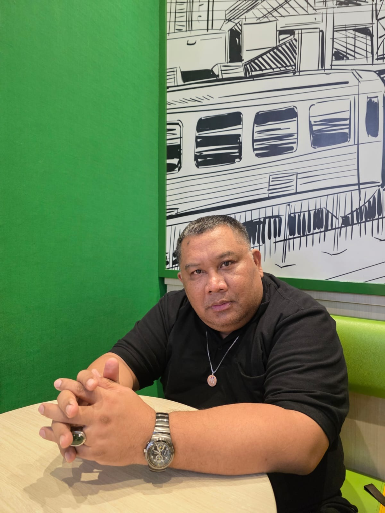 pengacara publik